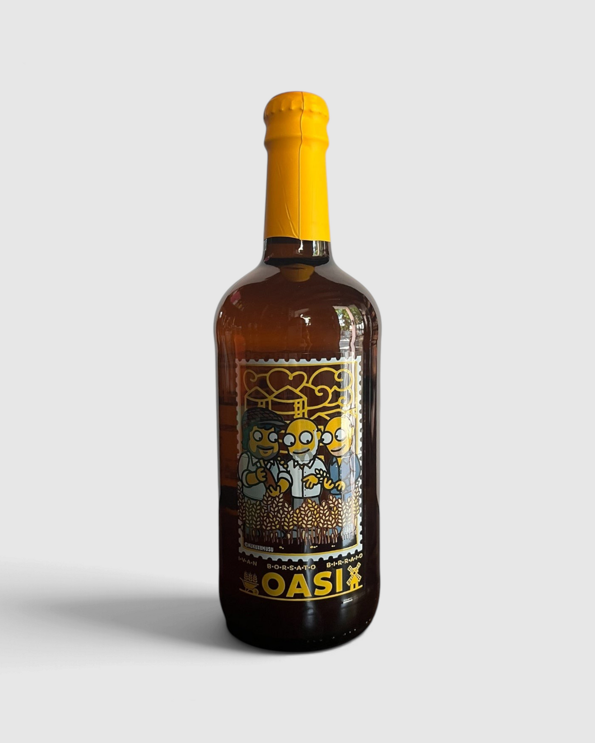 Bottiglia di birra artigianale Oasi di Raró Shop, una fruit IPA dorata con etichetta illustrata e tappo giallo